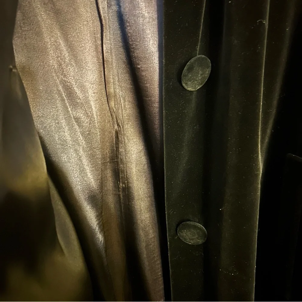 Vintage Elegant Black Women's Surrey Classics Velvet Long 50’s Coat - Picture 6 of 7
